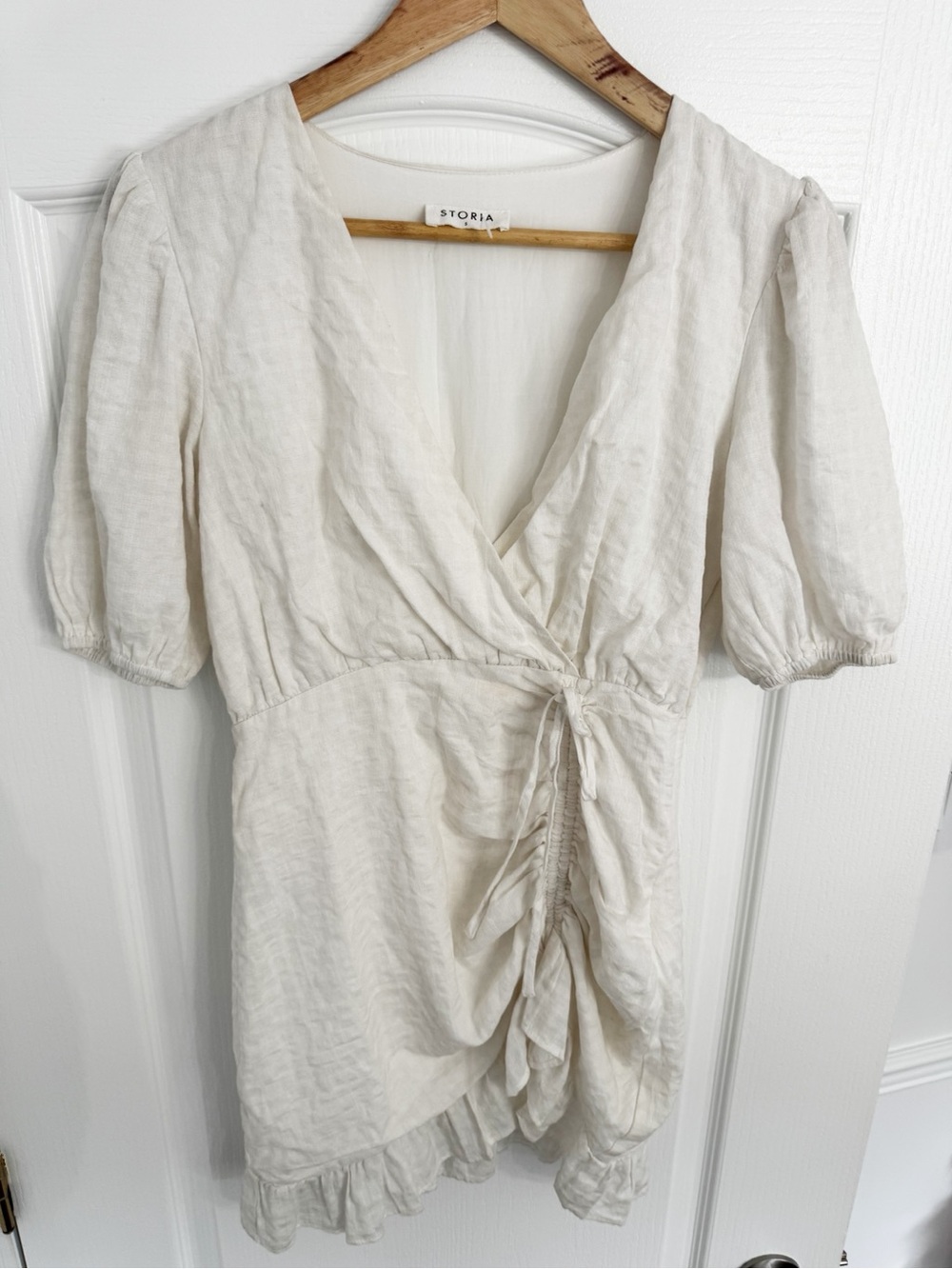 STORIA | Off White Puff Sleeve Ruffle Dress - Picture 4 of 8